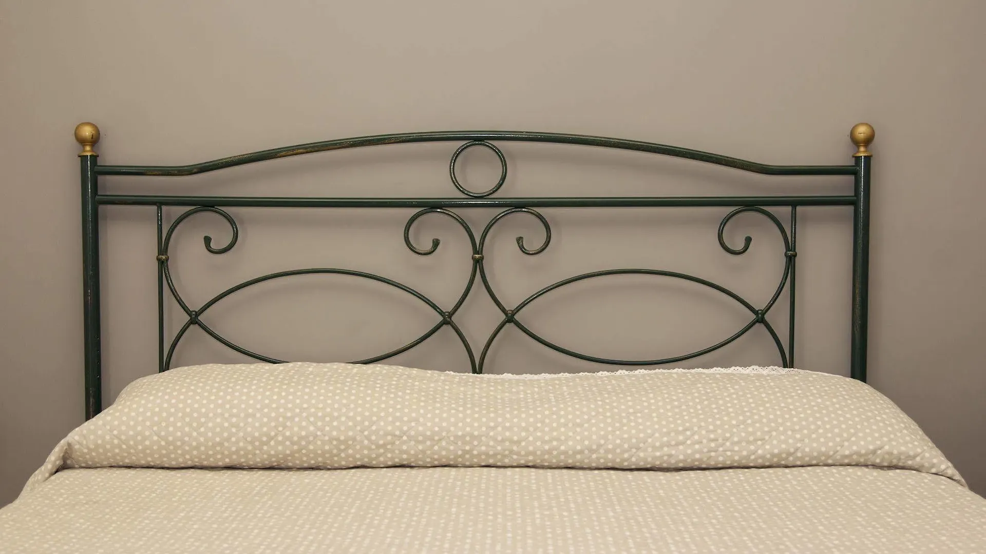 Bed and Breakfast Residenza Di Maggio Palermo 0*,  Italia